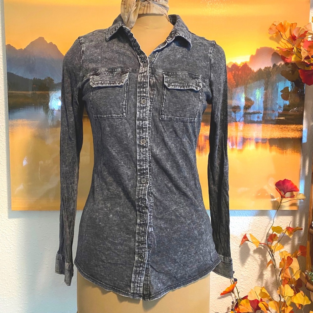 Rock & Republic Shirt Acid Wash Grunge Edgy Women Back Cutout XS Gray Black